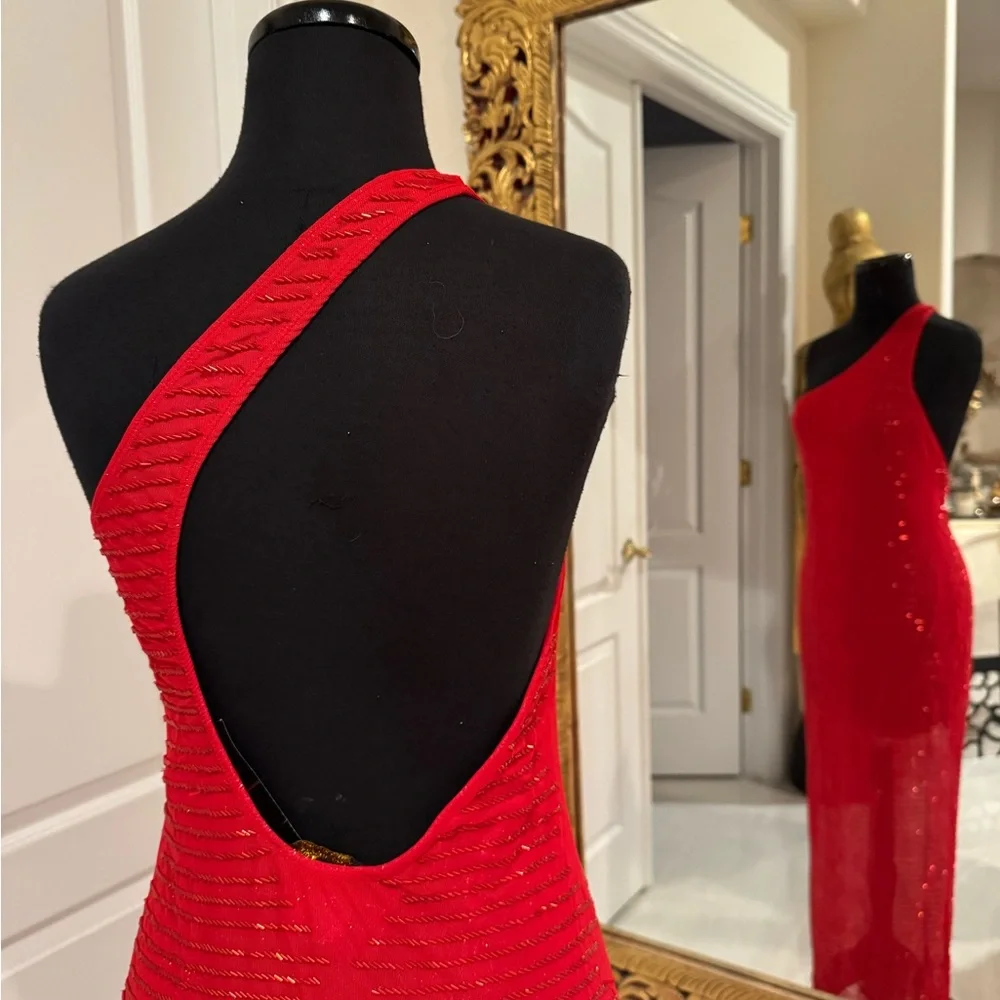 Elegant‎ Red hand beaded One-Shoulder Dress - Picture 4 of 4